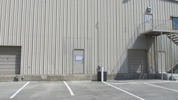 6241 University Dr NW, Huntsville, AL 35806